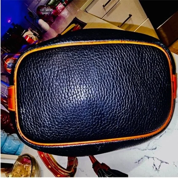 Vintage Dooney & Bourke Navy Blue & Tan Leather Drawstring
Bucket Bag - Picture 4 of 6